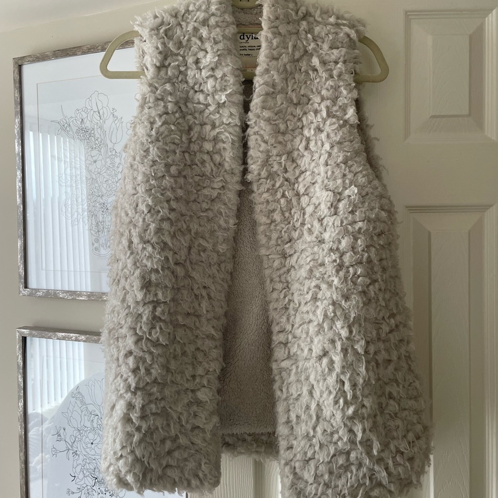 Dylan Oversized Furry Vest